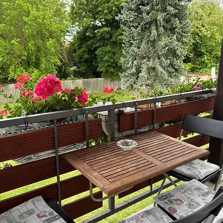 In - Balaton 18047 Apartament *