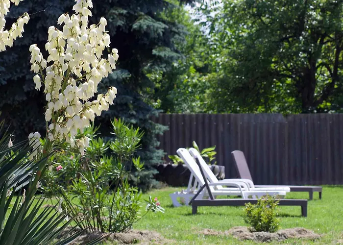 In - Balaton 18047 Balatonberény